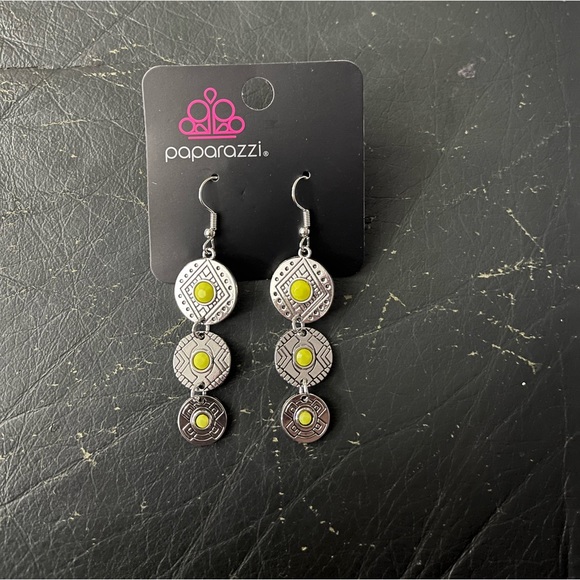 Paparazzi Jewelry - Picture 12 of 15